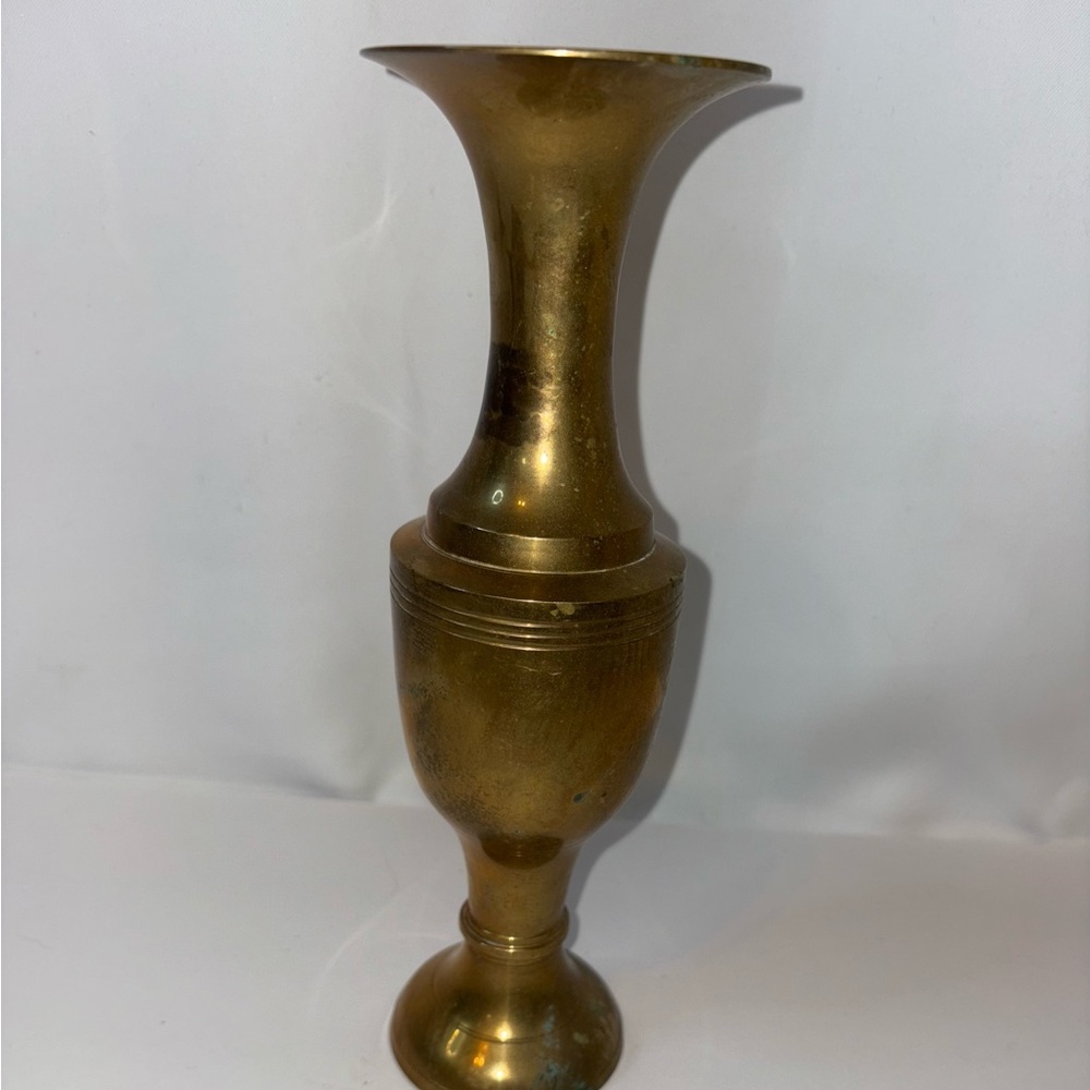 Vintage Elegant Solid Brass Base